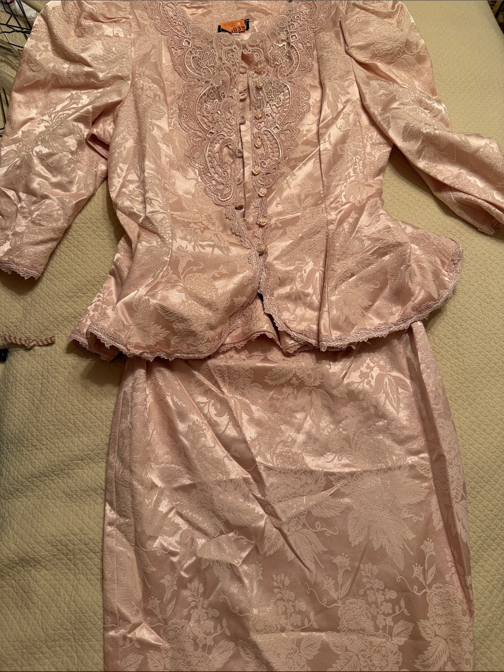 Vintage cachet Elegant Blush Pink Brocade Two-Piece Dress Set